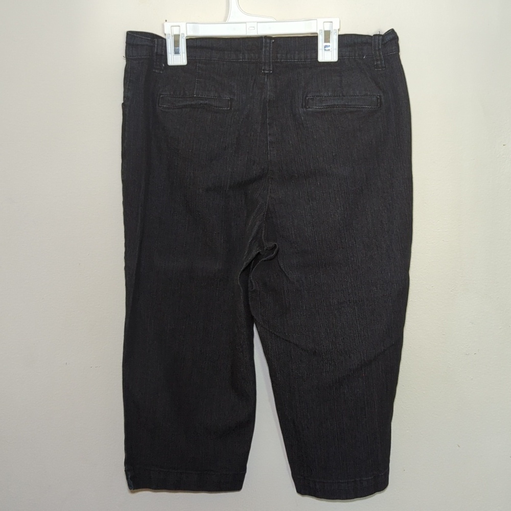 White Stag Denim Capris Dark Wash with Stretch Women's Size 10 - Picture 4 of 5